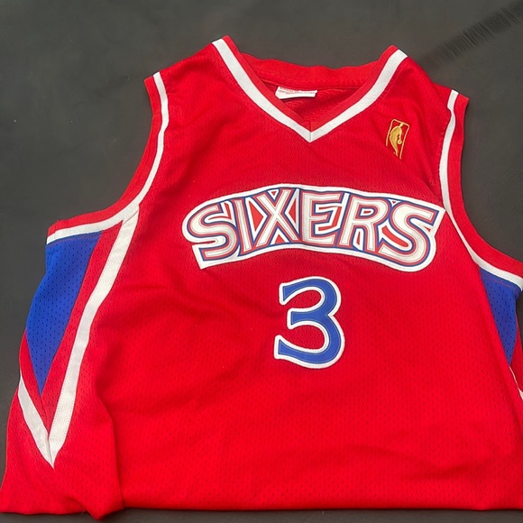 76ers Iverson jersey - Picture 1 of 2